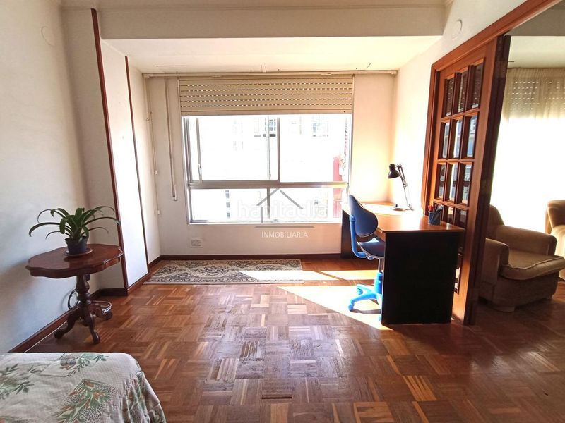 Foto ec5b5beb-8bc7-46cf-b9d7-6713f474fd87. Rent flat with heating in Centro Ferrol