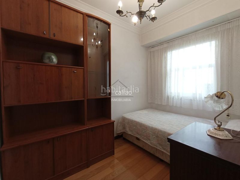 Foto ff57243f-b9c8-4fcc-890b-35c1a3c4be8d. Rent flat with heating in Centro Ferrol
