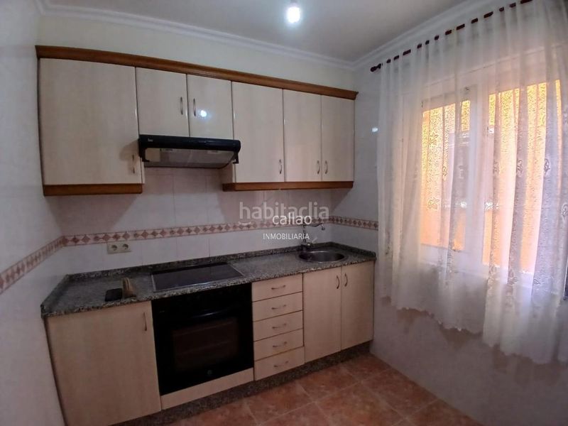 Foto a6cf36b6-a669-4d92-8216-7e60ef222b3b. Piso en Alto del Castaño Narón