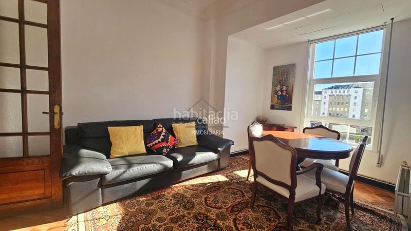 Foto b3ecb312-cbce-4d26-b8f1-7f33903346ab. Rent flat with heating in Centro Ferrol
