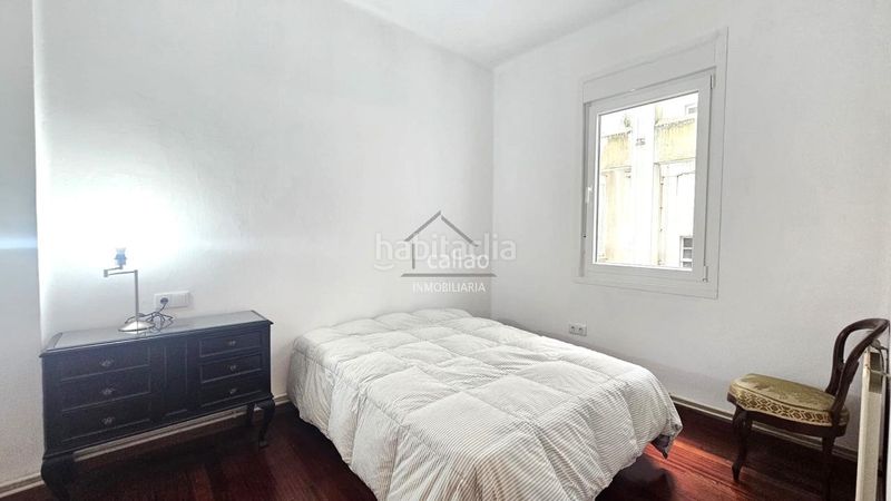 Foto ebd5c62e-874f-444b-bd97-5f68dbeb38e7. Lloguer pis amb calefacció a Centro Ferrol