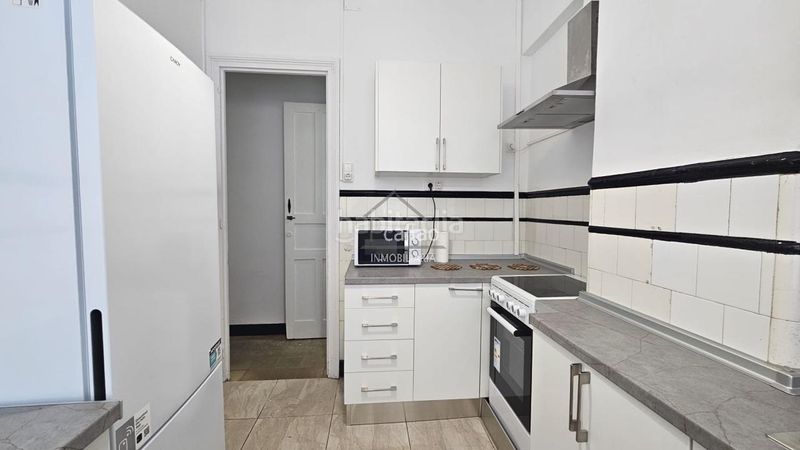 Foto 208aca76-a18c-43c9-94e8-9b5fa9de88fa. Rent flat with heating in Centro Ferrol