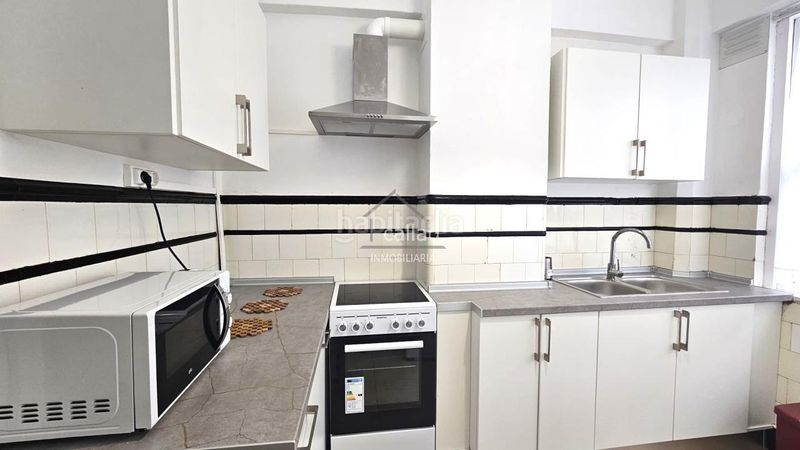 Foto a5f25bb8-b850-48e7-82da-298b19a49e72. Rent flat with heating in Centro Ferrol