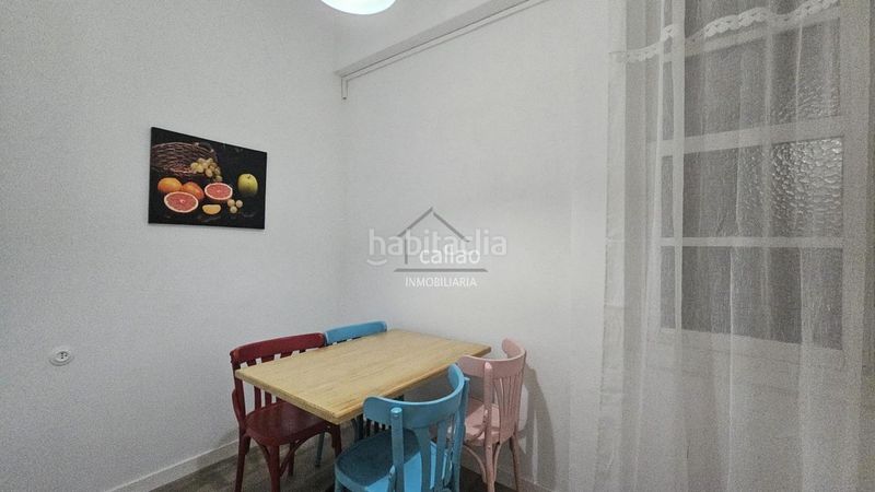 Foto e942b138-80dd-4b47-a556-3ed7b7ac636b. Rent flat with heating in Centro Ferrol