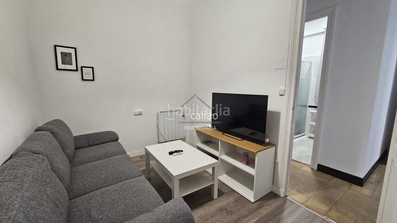 Foto f5c252b0-b246-44c3-9390-942ec8380eb5. Rent flat with heating in Centro Ferrol