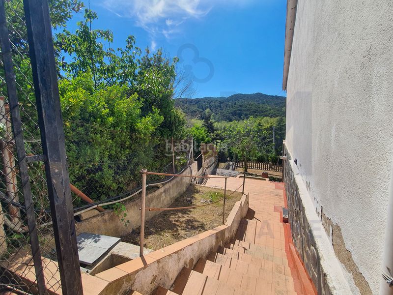 Foto 1699222a-0d32-4873-8a10-88353ed286e3. Xalet amb aparcament a Vallgorguina