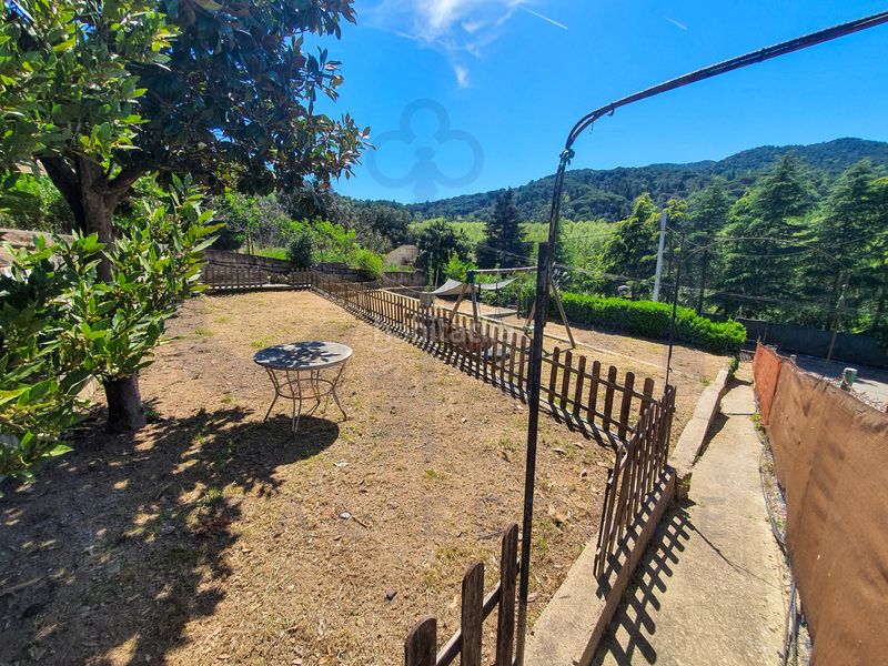 Foto 26c0659c-3119-4487-b453-d9e3ef889ec2. Xalet amb aparcament a Vallgorguina