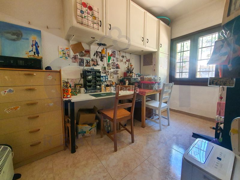 Foto 77cade3f-b6a8-42e3-bbd8-17e5138c10a0. Xalet amb aparcament a Vallgorguina