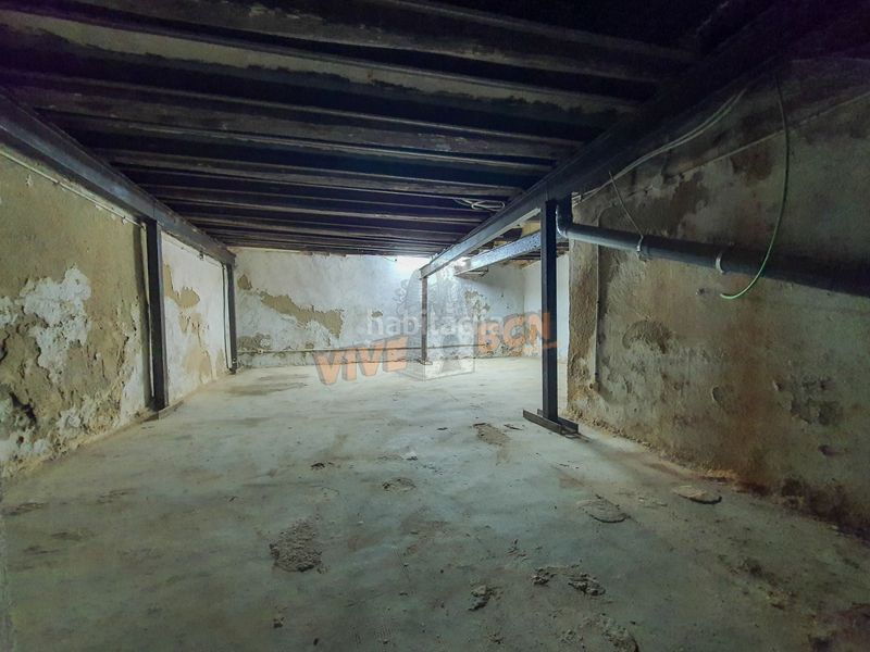 Foto f50e624f-e006-4d5a-a689-1d0b58ea2a5a. Local comercial amb calefacció a Dreta de l´Eixample Barcelona