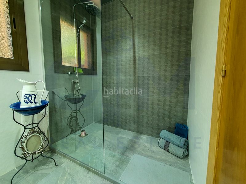 Foto eb4cf37e-66df-474f-ac9a-b32bee21bd9a. Xalet amb xemeneia calefacció aparcament piscina a Sant Celoni