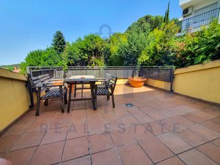Xalet  Avinguda montseny. Casa para entrar a vivir, con placas solares!