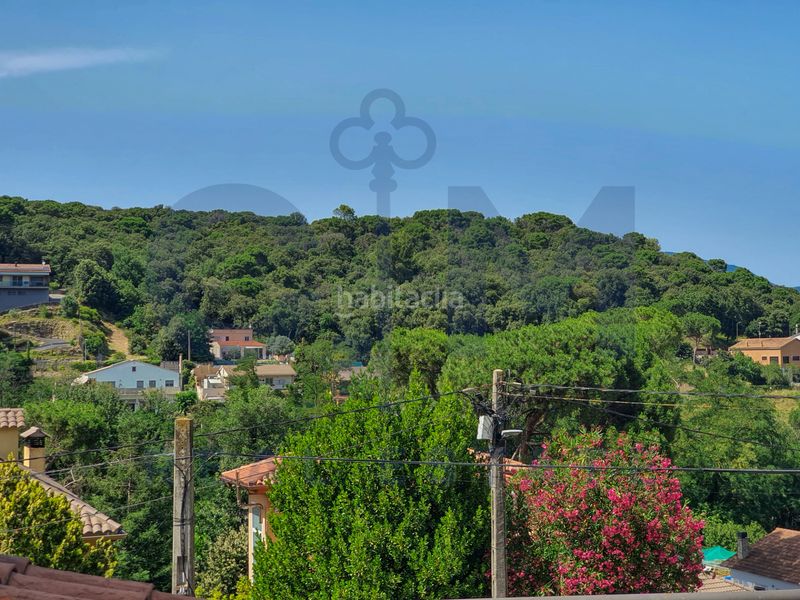 Foto 4c06a9a5-4be9-4abf-ad19-81936bae1eb3. Xalet amb calefacció aparcament a Vallgorguina