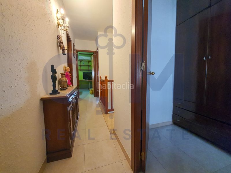 Foto 380a9e51-077a-4182-b327-bd82d636843d. Casa adossada amb xemeneia calefacció aparcament a Cardedeu