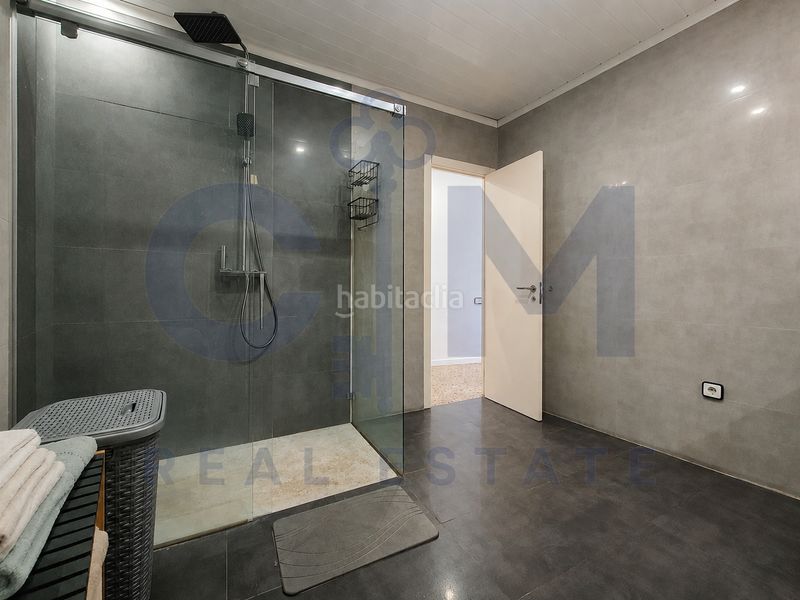 Foto bff8d7f2-21d4-4723-b047-ba7127aaf148. Flat with heating in La Maurina Terrassa