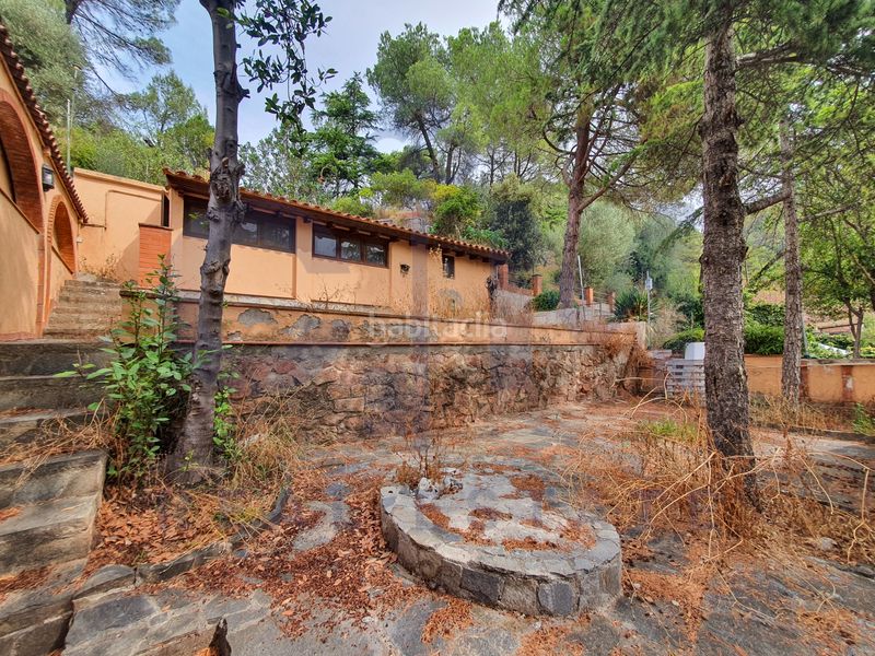 Foto 7cde0038-94af-486c-9150-06d35c05ae9e. Casa aparellada amb xemeneia aparcament piscina a Vacarisses
