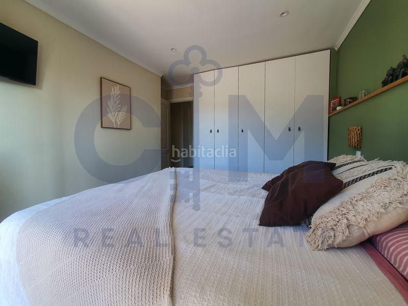 Foto 3e2dc6dd-9dbd-4860-88e0-b4cc9ed7d145. Casa adossada amb xemeneia calefacció aparcament a Vallgorguina