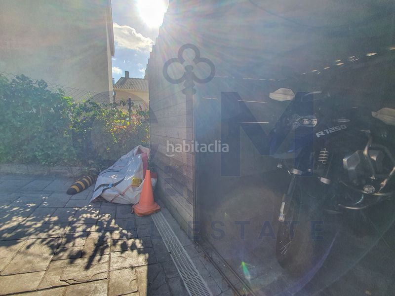 Foto da6b5f7e-8592-4e6b-ab92-eaa752648651. Casa adossada amb xemeneia calefacció aparcament a Vallgorguina