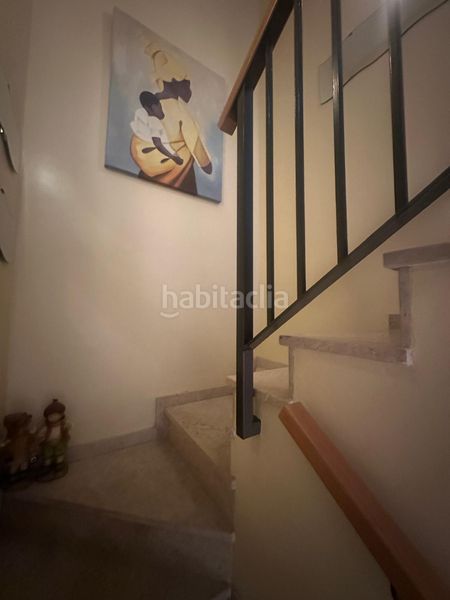 Foto 509cca3d-fbc9-4c6e-a774-db204eb87240. Casa adossada amb aparcament piscina a Centre Miami Platja