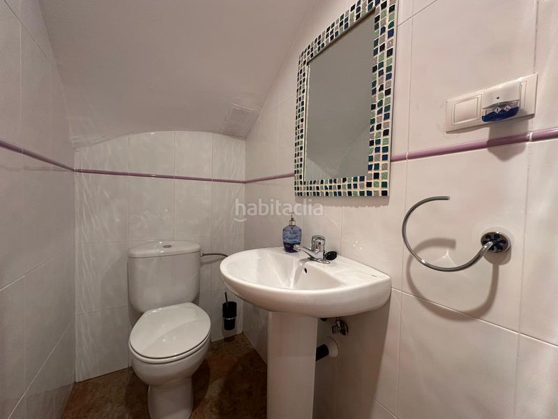 Foto cc32e77a-1c16-4fe0-aebb-ec7b8dc17519. Casa adossada amb aparcament piscina a Centre Miami Platja