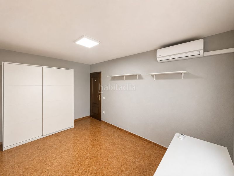 Foto 61eeeabe-a94f-4235-b622-3de84aedbbeb. Casa adossada amb aparcament a Centre Miami Platja