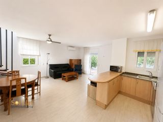 Chalet en Centre. Exclusiva casa independiente con jardín y piscina comunita en mi