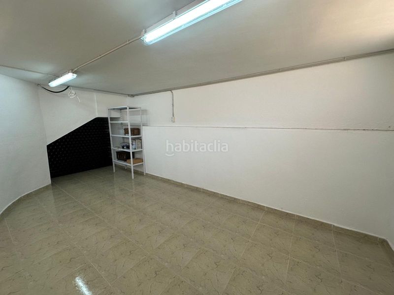 Foto a9a75f81-6bf5-419c-8a94-e069f5264fb6. Casa adossada amb aparcament piscina a Centre Miami Platja