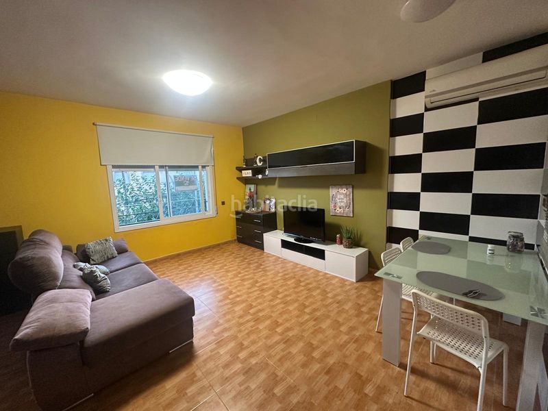 Foto 0f7dd383-9350-4f3f-a377-bee9f862e88e. Chalet ¡casa espectacular en pleno centro de miami playa! 268 m², máxima versatilidad y un solárium enorme en Miami Platja