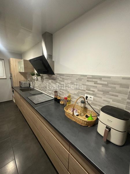 Foto c21035d9-49cc-47ec-a9c6-e5e2ee6f2c36. Chalet ¡casa espectacular en pleno centro de miami playa! 268 m², máxima versatilidad y un solárium enorme en Miami Platja