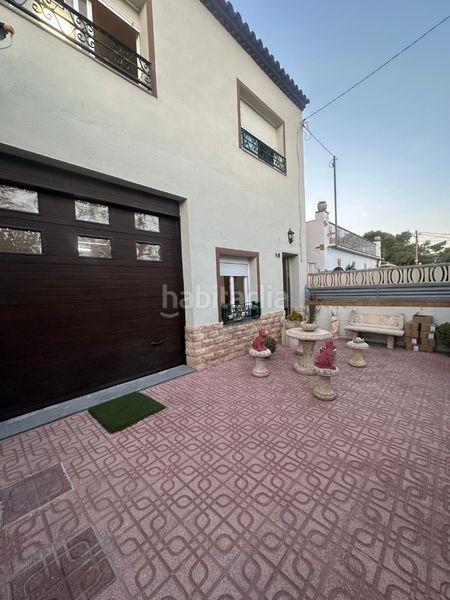 Foto d22d756c-699d-4024-bb34-fdacf9d4aa21. Chalet ¡casa espectacular en pleno centro de miami playa! 268 m², máxima versatilidad y un solárium enorme en Miami Platja