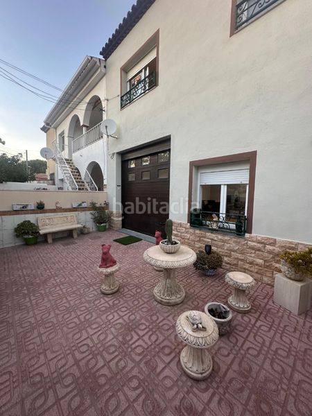 Foto d3cc5b59-aa50-462a-89e4-b28ddcc25310. Chalet ¡casa espectacular en pleno centro de miami playa! 268 m², máxima versatilidad y un solárium enorme en Miami Platja