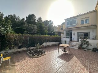Casa adosada en Vandell�s i l�Hospitalet de l�Infant. Precioso adosado en vanessa park!!!