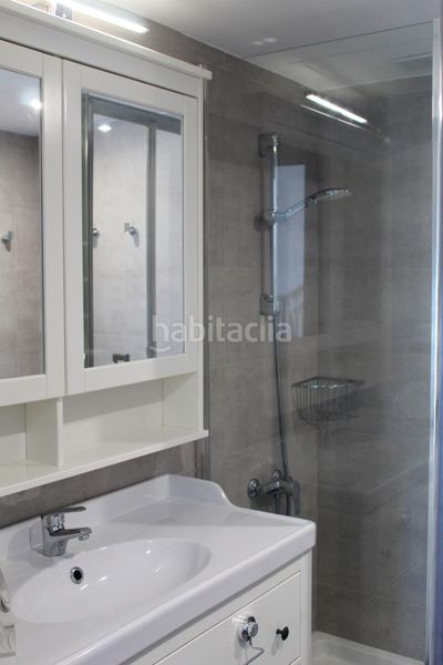 Foto b0d3f885-4aeb-4c48-8ef7-e40c01b4034d. Àtic amb calefacció aparcament piscina a Puerto Banús Marbella