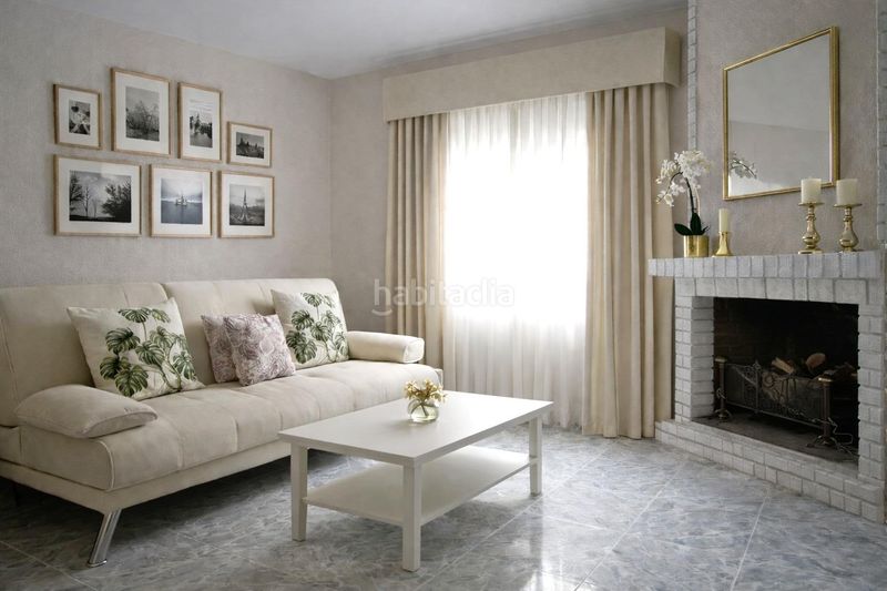 Foto 0e05df08-9a05-43fd-a3b4-4bb1db79a989. Casa a Abenójar