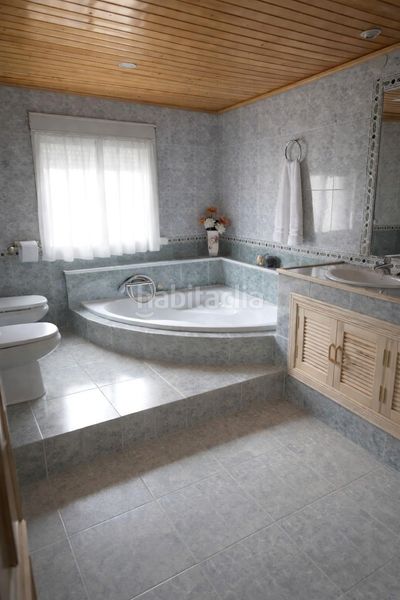 Foto 996fe6cf-df94-4f72-89c6-93bb7e7c0cc2. Casa amb calefacció a Abenójar