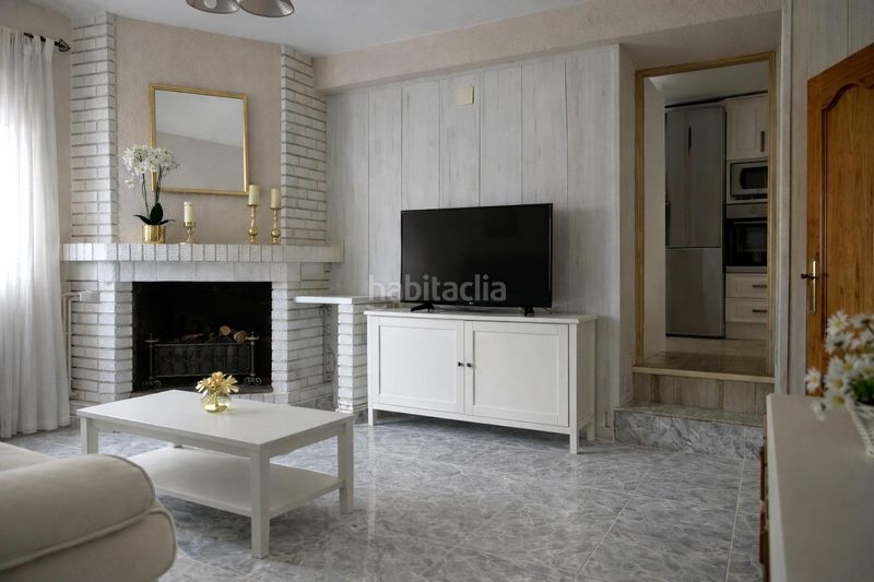 Foto a9ad03ae-fc96-4127-962d-23ab2749e806. Casa a Abenójar