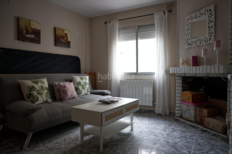 Foto c9b93332-224b-4e77-8391-77e4c3031769. Casa a Abenójar