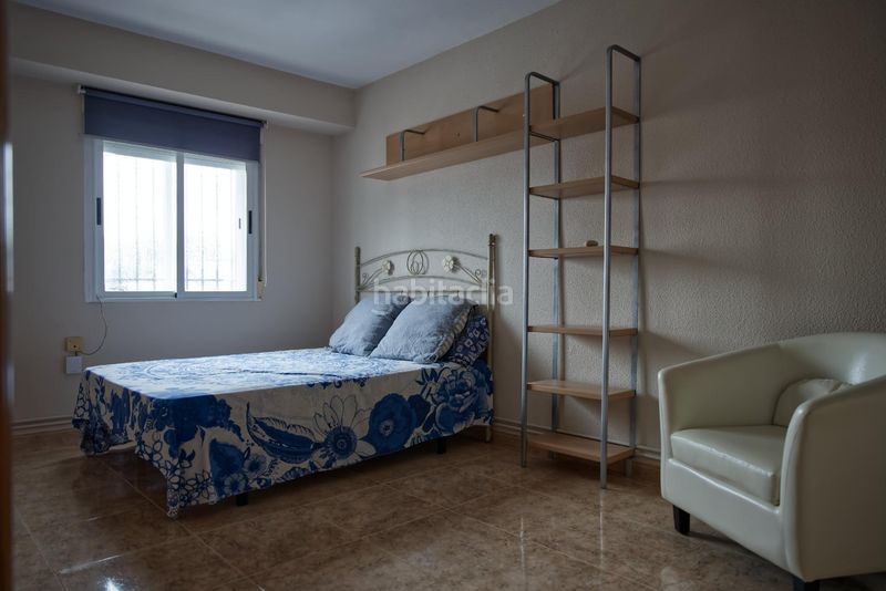 Foto f23af00e-743f-4937-a709-f50cd49c0aec. Casa a Abenójar