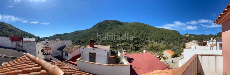 Foto 9315a277-8071-40ea-9e69-7eb373dc5528. Casa amb aparcament a Fuentes de Ayódar
