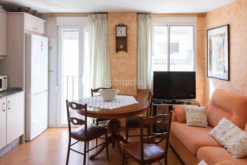 Foto a996f4f3-d171-4038-84f9-21fe40632378. Casa amb aparcament a Fuentes de Ayódar