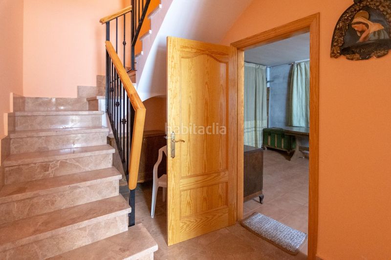 Foto db9c6b83-2286-4a89-ba25-cbe32f363dbb. Casa amb aparcament a Fuentes de Ayódar