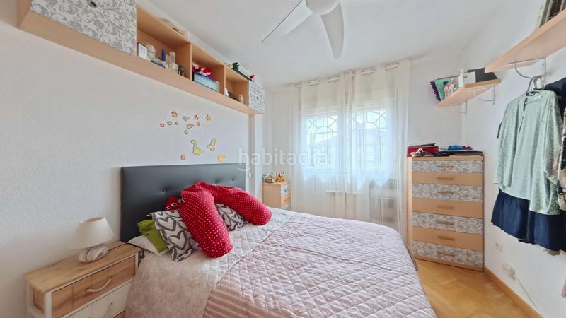 Foto 2bad27b1-b129-4ac8-ad1a-e431a4ac678e. Casa aparellada amb calefacció aparcament piscina a Rivas - Vaciamadrid
