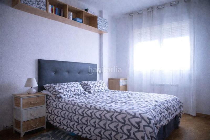 Foto 5220bee7-c65b-4e66-a5b2-9effad135399. Casa aparellada amb calefacció aparcament piscina a Rivas - Vaciamadrid