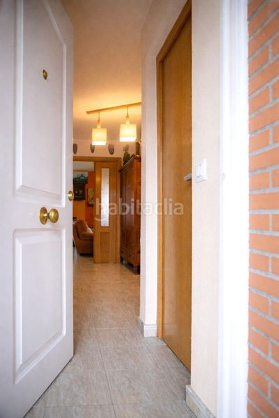 Foto 5931cd33-e1ba-4814-b613-c40474cf1996. Casa aparellada amb calefacció aparcament piscina a Rivas - Vaciamadrid