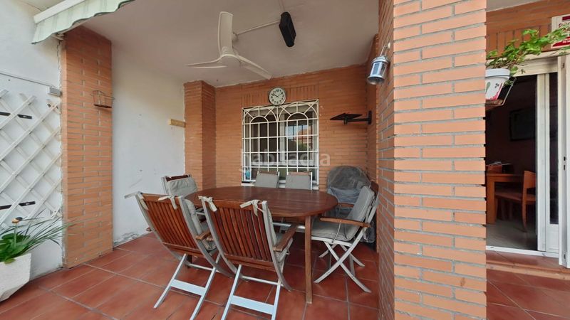 Foto d82abecf-8877-4757-925f-c33d7b810972. Casa aparellada amb calefacció aparcament piscina a Rivas - Vaciamadrid