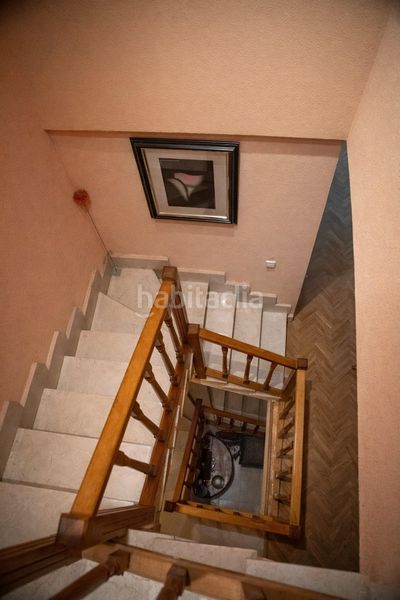 Foto f4d8f3d6-4db9-40f8-b1ed-1f6c6f261729. Casa aparellada amb calefacció aparcament piscina a Rivas - Vaciamadrid