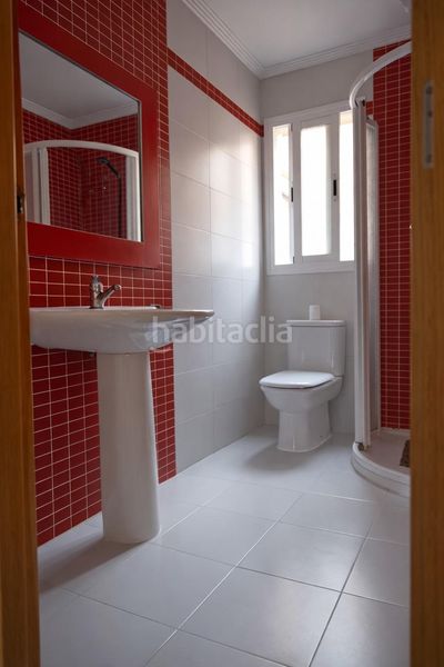 Foto 2b0e63eb-f880-4620-94f1-c41a5f072240. Dúplex amb calefacció a Larache Ciudad Real
