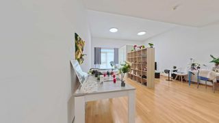 Loft a Vega de la Moraleja. Espectacular loft con techos altos, gran cristalera y vigilancia