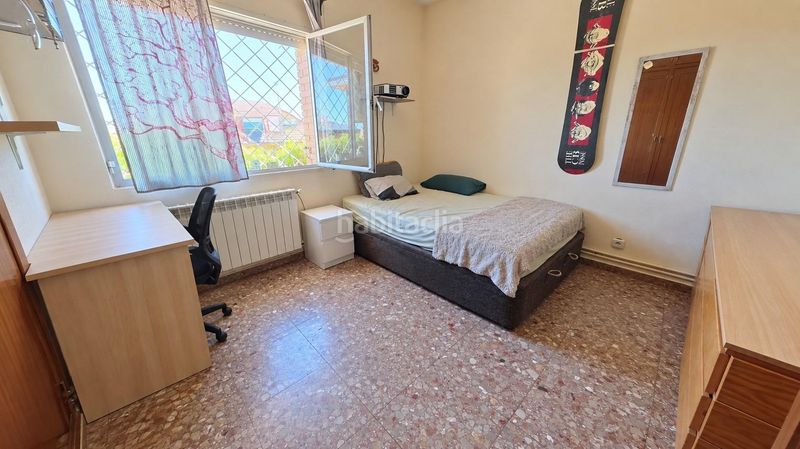 Foto 52a8ddda-18e8-4d1c-b53a-c6e877bed856. Chalet with heating parking in Ciudad Jardín Valderrey Algete