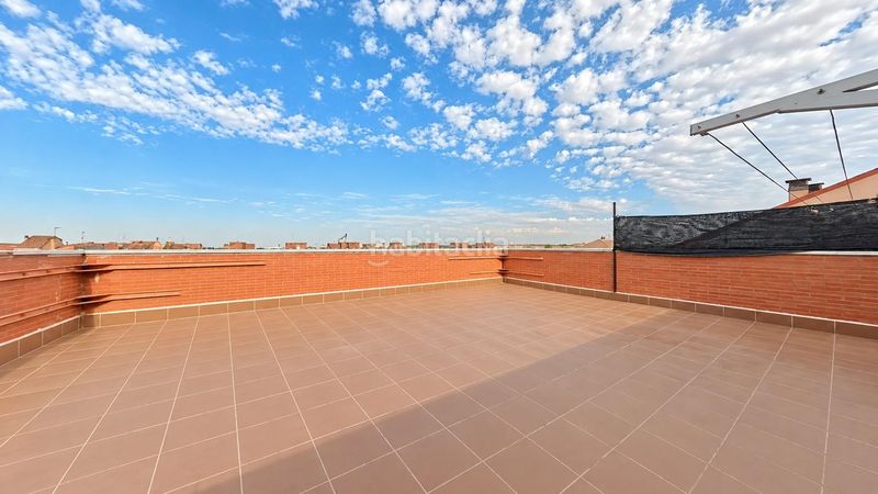 Foto a5725a74-27fa-4be4-b0b9-7dfec6c0a2dd. Àtic amb calefacció aparcament a Torrijos