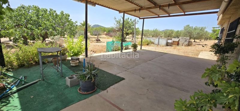 Foto f4d8e683-9ef4-4c40-ad85-ebe2c7377eb6. Xalet amb piscina a Casinos